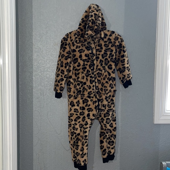 ONE YEAR OLD GIRL CLOTHES - Picture 13 of 17